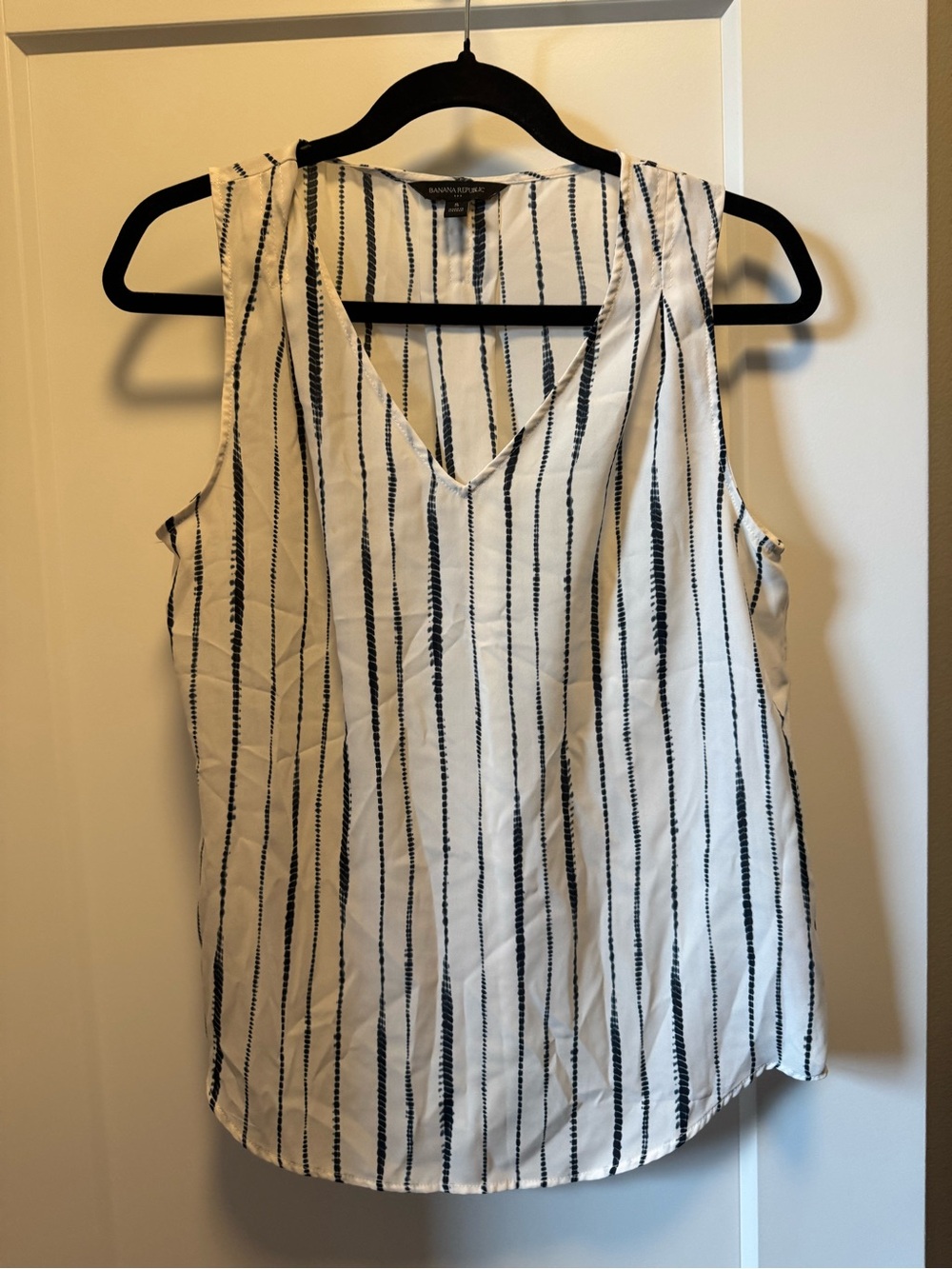 Banana Republic White and Navy Vertical Stripe V-Neck Tank
